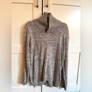 Cozy, warm silverlake boys sweater, like new size XL